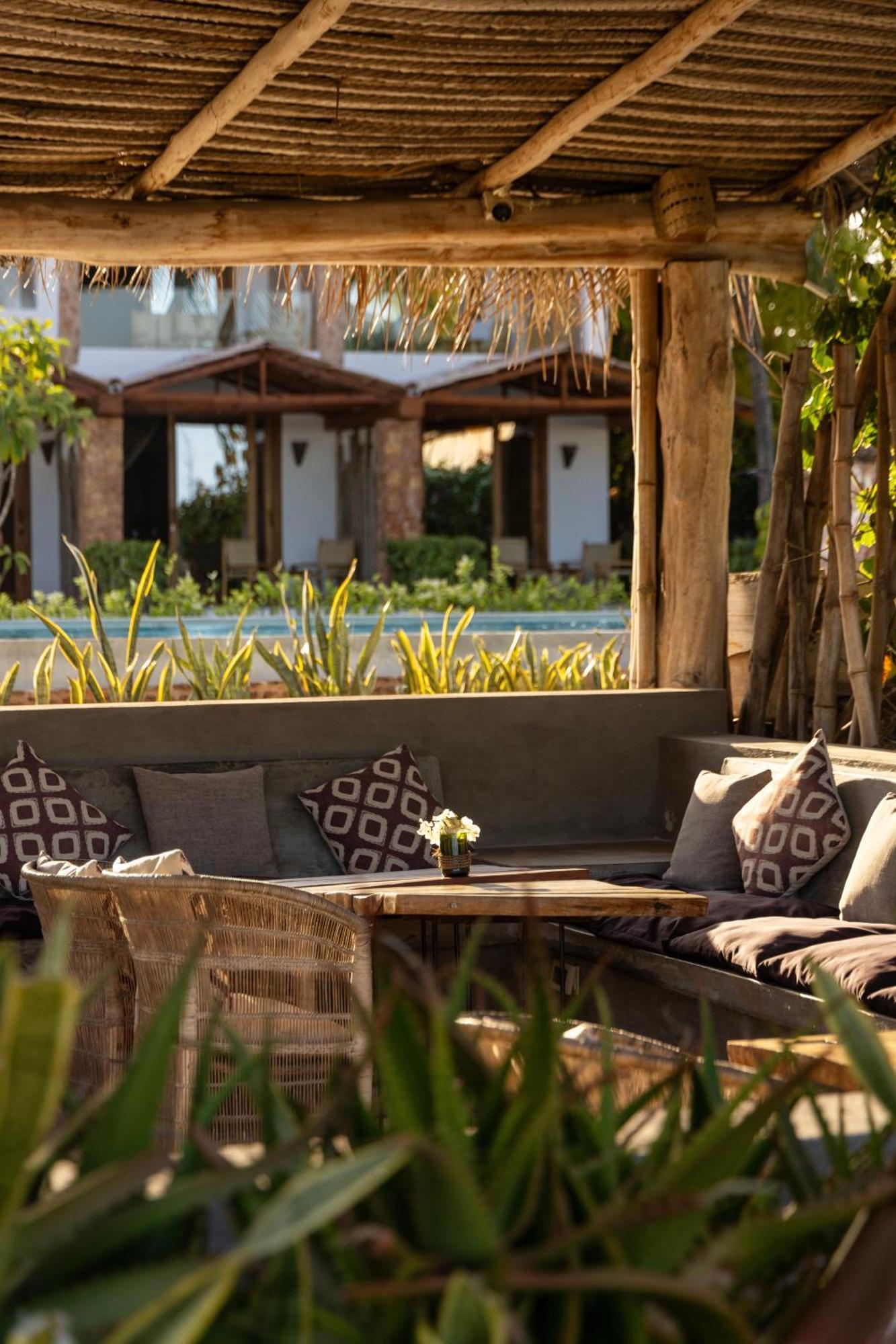 Mvuvi Boutique Resort Kiwengwa  Exterior foto